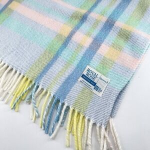 Vtg Royal Rose Nestling Rug Baby Pram Blanket Pastel Fringe Samuel Tweed England